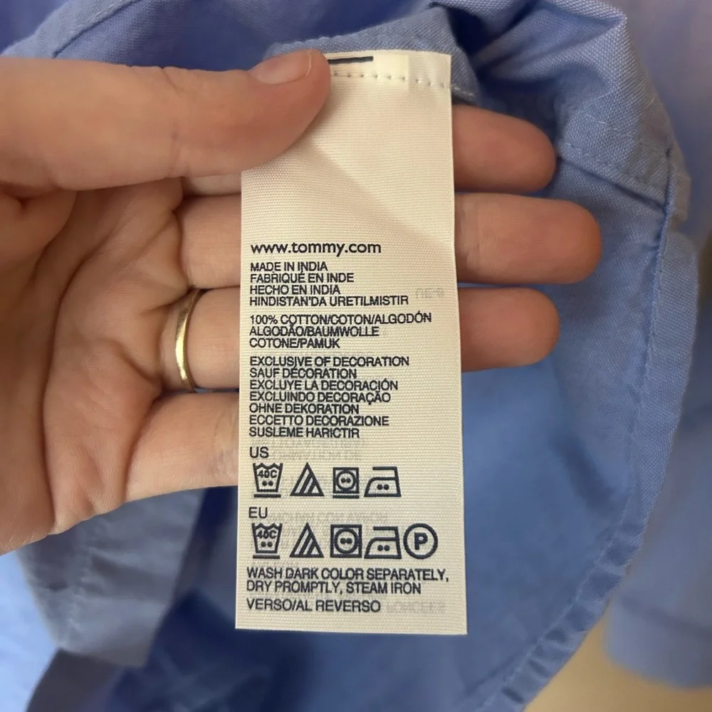 Tommy Hilfiger Classic Chambray Blue 100% Cotton Button Down Size M Office - Picture 7 of 13